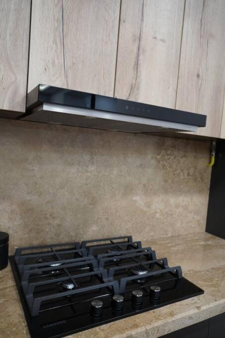 Lovely, Newly Remodeled Apartment In Yerevan! ภายนอก รูปภาพ